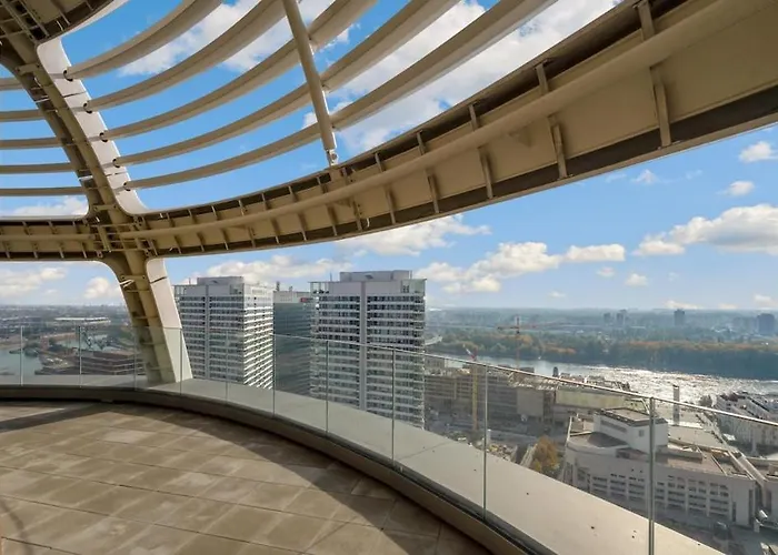 S Vyhladom V Centre, Downtown, Sky Park アパート