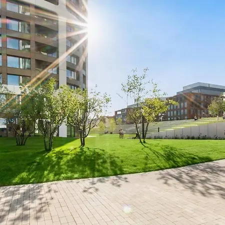 S Vyhladom V Centre, Downtown, Sky Park Апартаменты Братислава